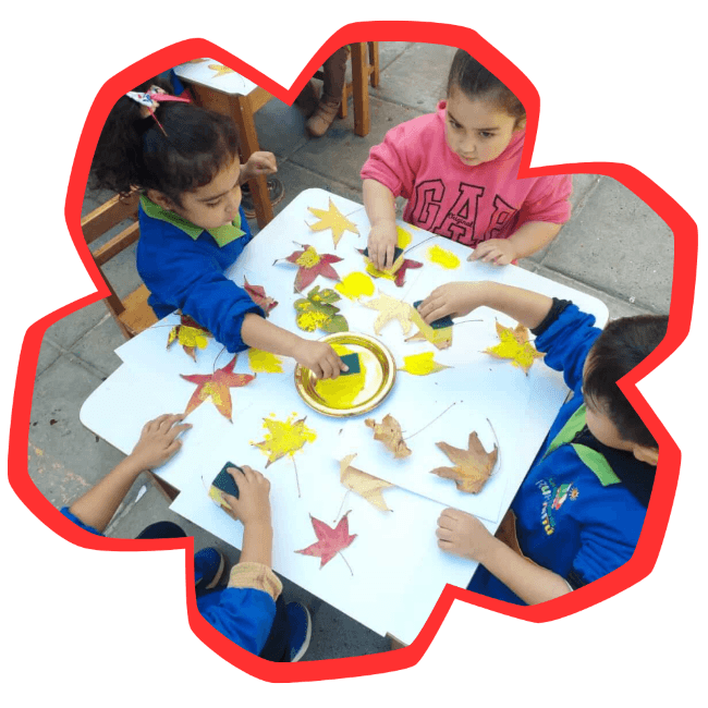 Niños en el jardín infantil rukantú